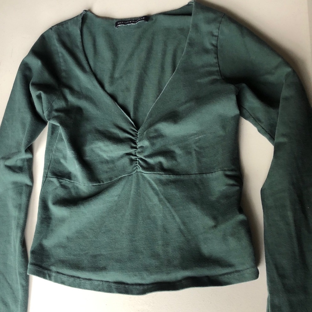 Long sleeve brandy cropped top